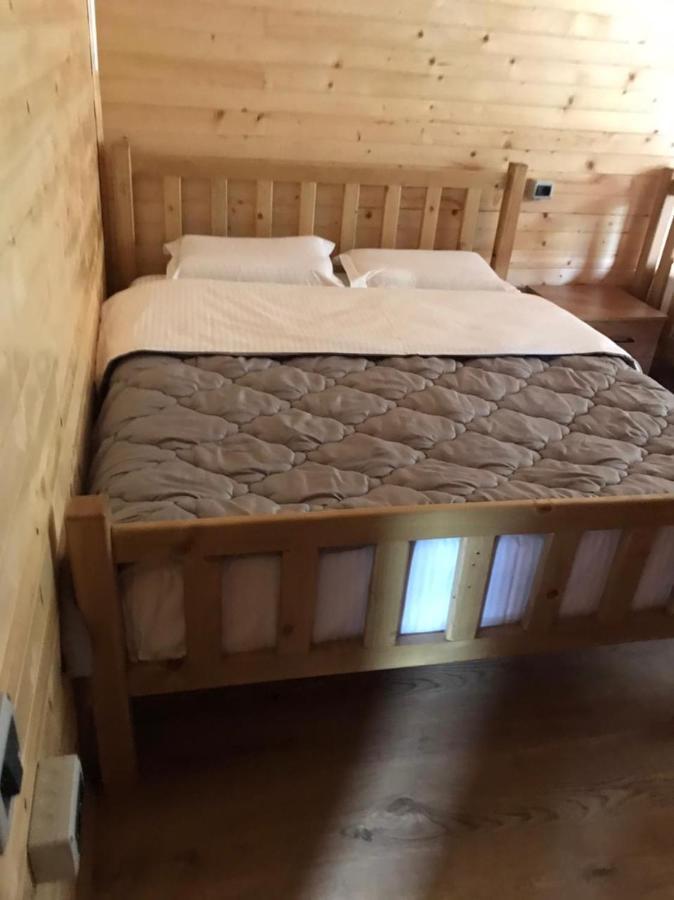 Guesthouse Demushi Βαλμπόνα Εξωτερικό φωτογραφία