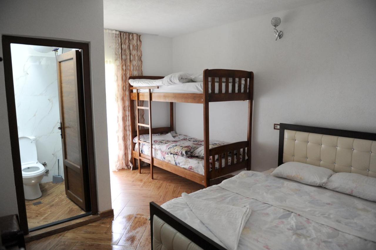 Guesthouse Demushi Βαλμπόνα Εξωτερικό φωτογραφία